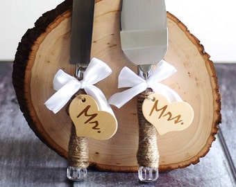 Rustic wedding cake knife customized wedding cake serving set- Twine and engraved hearts- wedding gifts-Purple wedding- Wood engraved