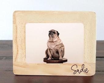 Custom dog mom Gift, Personalized Pet Frame, Custom Pet Gift, Custom pet Engraved Frame, pet gift, Personalized