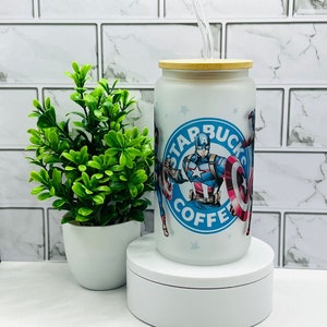 Captain America Frosted Glasbecher: Superhelden-Eiskaffeetasse