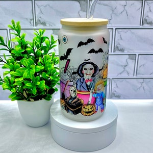 TUMBLER SLASHER, bicchiere di vetro smerigliato con cannuccia e coperchio, lattina di vetro per caffè ghiacciato, regalo spettrale, regali di compleanno per adolescenti, viaggio ragazza/ragazzo, 16 once
