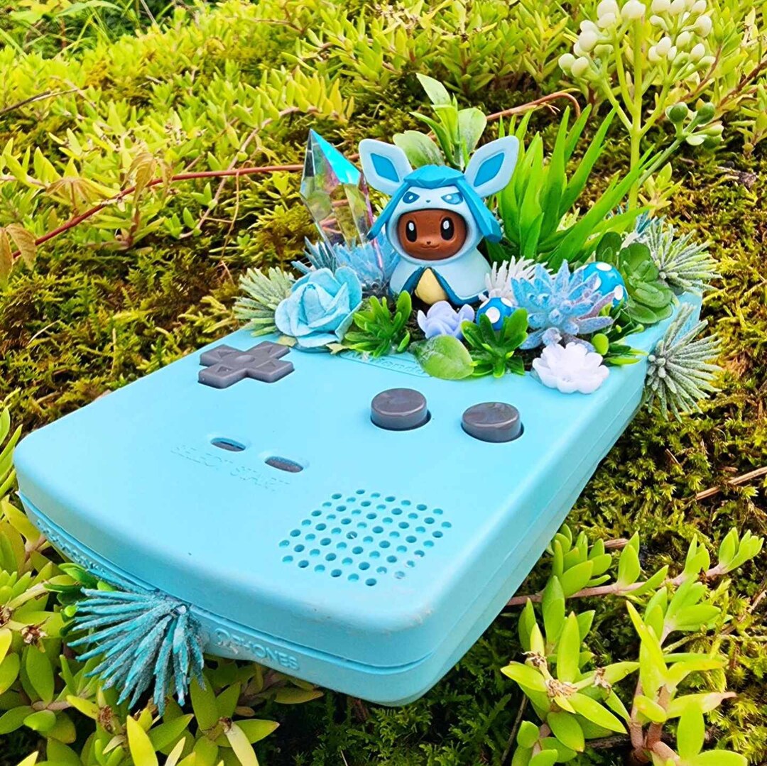 Eevee Gameboy Color Terrarium - Etsy