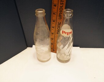 2 Vintage 10 oz Pepsi bottles