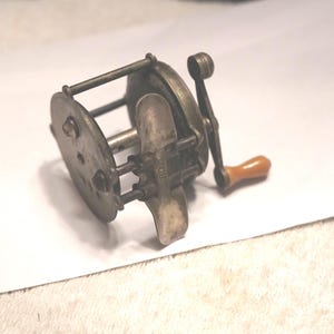 atlas fishing reels Pflueger Portage Fly-Fishing Reel" Atlas Portage Reel Raised Pillar