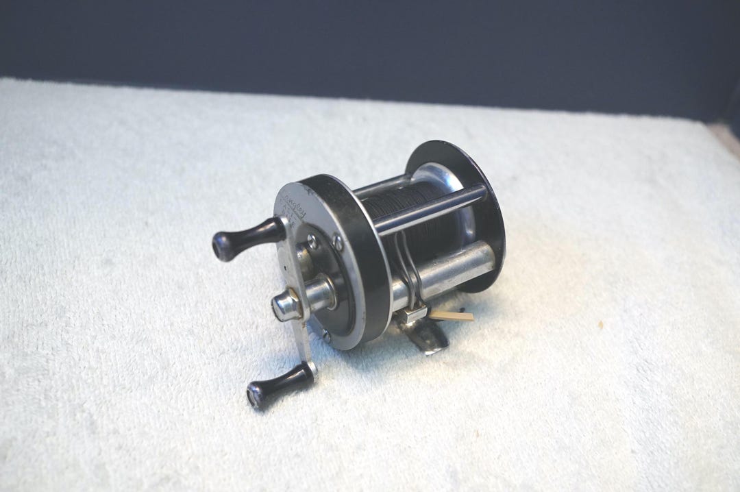 Vintage Langley Cast Rite 380 A Fishing Reel, Bait Casting Reel - Etsy