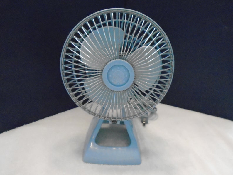 Vintage Holmes Desk Fan 1970 S Fan Desk Fan Portable Fan Etsy
