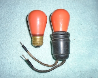 Antique light bulbs. light bulbs. vintage light bulbs. light bulbs and socket. Lamp making. Steampunk. up cycle. re purpose.