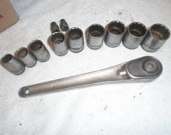 1930's Western Auto Chrome X 1/2 in Ratchet and sockets
