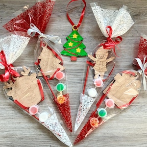 Christmas craft kit / paint your own Christmas decor / paint your own christmas tree ornament / Christmas Eve box activity bauble snowman