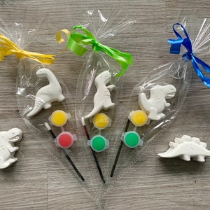 Paint your own dinosaur / dinosaur party cone / Dino party favors / craft party favor / dinosaur Party bag filler/ dinosaurs birthday