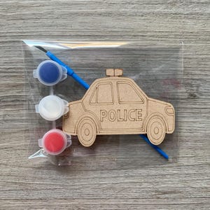 Verf je eigen politieauto / Politieauto verjaardagscadeau / Politieauto verjaardagsfeestje tas / Politieauto feesttas vulling