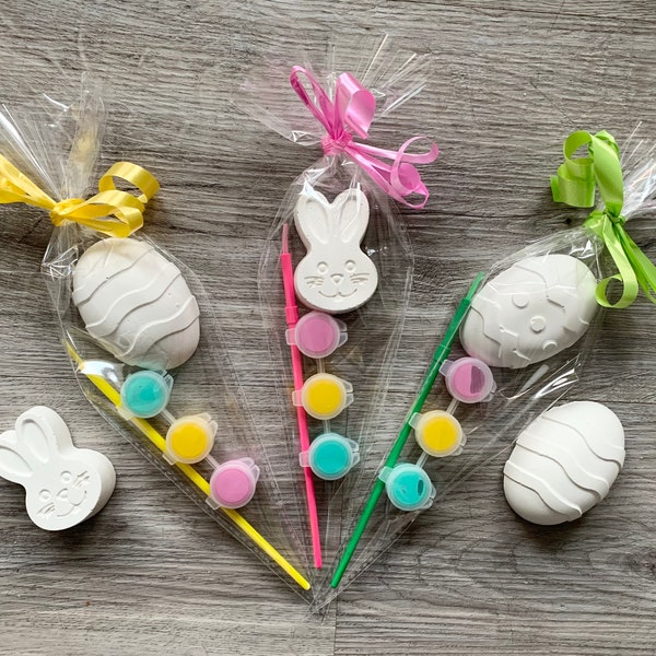 Paint your own Easter egg or Easter bunny / Easter crafts / Easter craft kit / Easter party favors