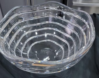 Tiffany & Co Crystal Glass WAVE Bowl, large size