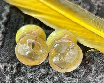 10mm or 00 gauge Labradorite and Baby’s Breath in Resin Plugs