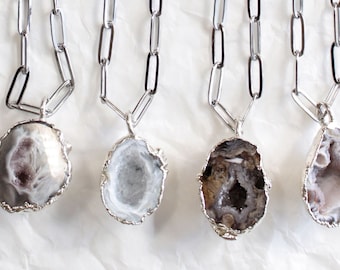 Silver Geode Necklace / Agate Raw Stone Pendant / Natural Druzy Pendant With Paper Clip Chain / Raw Crystal Anxiety Necklace / Geode Jewelry