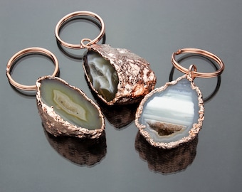 Agate Geode Keychain Raw Stone Copper Keyring / Soothing Agate Stone Crystal Healing / Unique Key Fob Boho Keychain