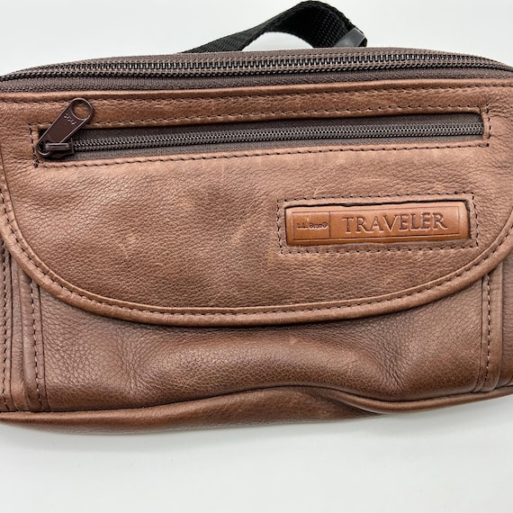 L L Bean Traveler Fanny Pack Belt Leather Bag Vintage