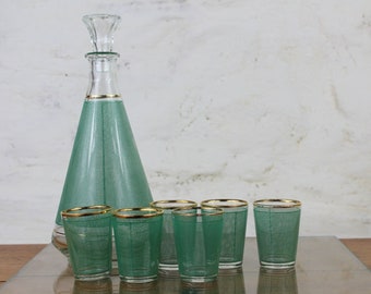 Decanter and 6 glasses, French vintage decanter, 75cl, green decanter, French decanter and 6 glasses, French vintage, retro glassware,