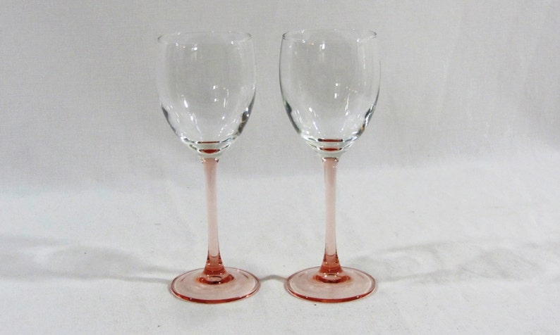 5 pink stemmed wine glasses, 15cl, long stemmed glasses, Luminarc, French vintage glasse, Rosaline pink glasses 1970's, 2 sets available image 2