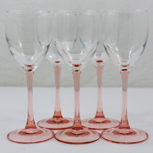5 pink stemmed wine glasses, 15cl, long stemmed glasses, Luminarc, French vintage glasse, Rosaline pink glasses 1970's, 2 sets available image 6