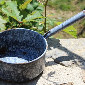 Old rustic enamel pan, French saucepan, blue marble enamel, vintage enamel caserole, French farmhouse chic, vintage enamelware image 2