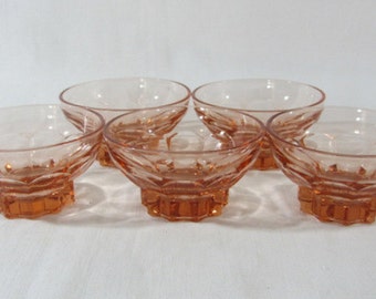 5 pink glass bowls, Arcoroc bowls, made in France, fruit salad, trifle, dessert bowls, French vintage, 1970's, retro glassware.