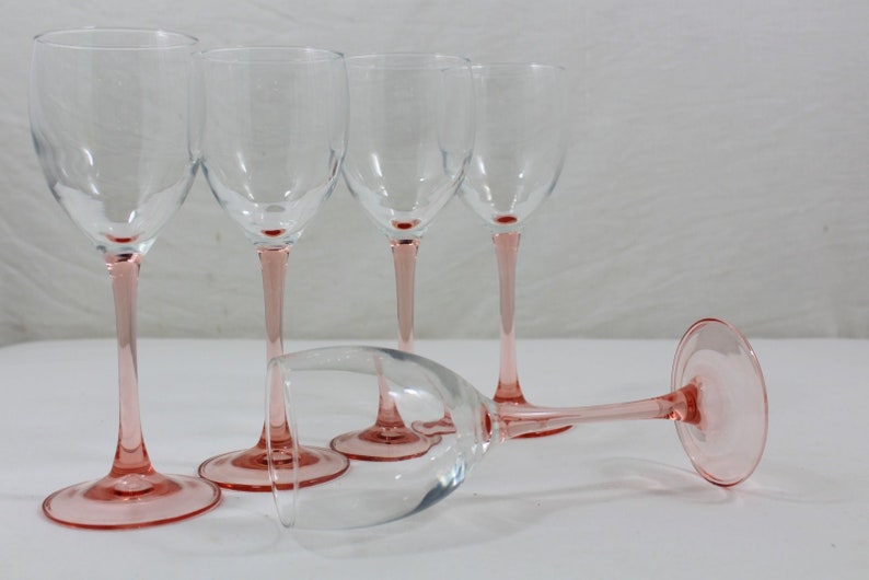 5 pink stemmed wine glasses, 15cl, long stemmed glasses, Luminarc, French vintage glasse, Rosaline pink glasses 1970's, 2 sets available image 8