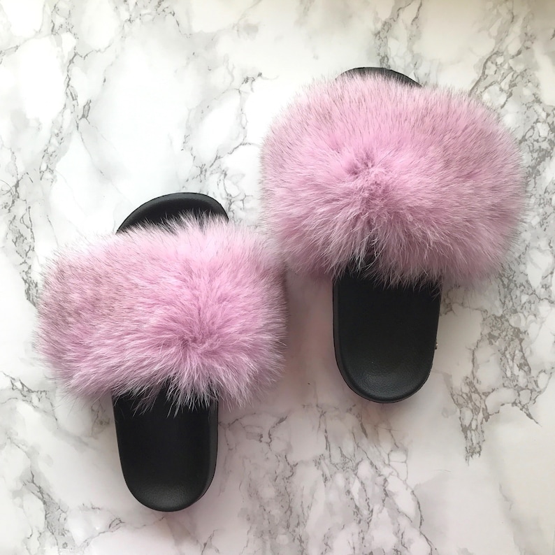 light pink fluffy slides