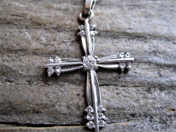 ca. 1950 sterling 19 DIAMOND CROSS crucifix PENDA… - image 3