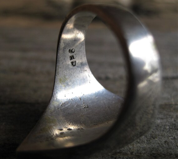 solid STERLING elongated WAVE RING. size 8. Wide,… - image 9