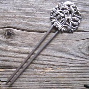 ca. 1900 antique CHINESE HAIRPIN, 5 1/2" for all hair types. Artisan crafted, hand chased & repousse traditional motifs. 800 coin silver.