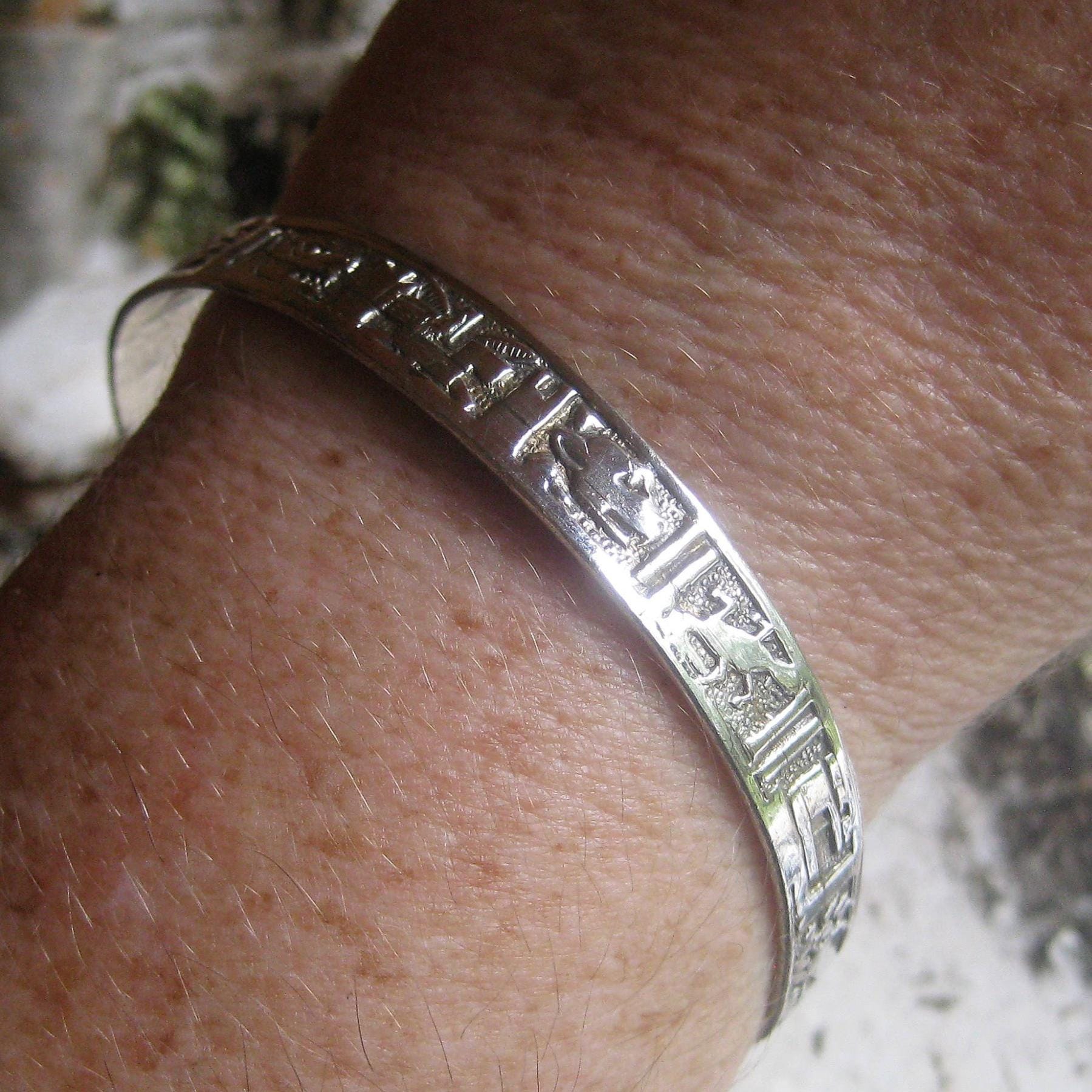 Ca 1960 TAXCO Sterling BANGLE 3/8