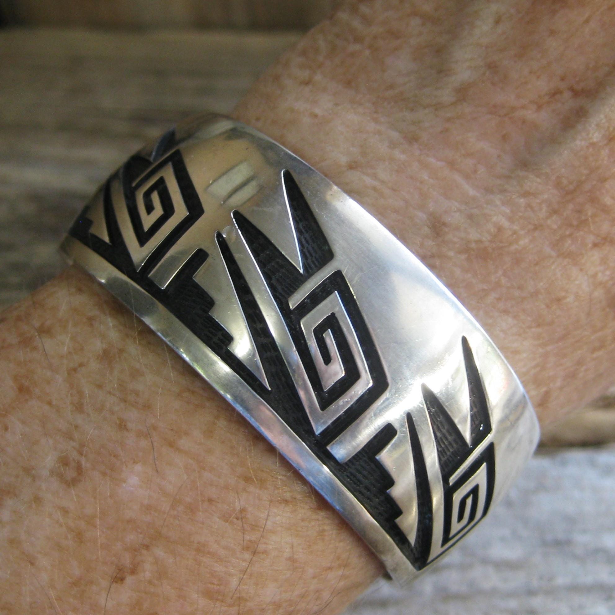 Unique Vintage Hopi Intense Technique Sterling Silver Native American Ring Unique Vintage Hopi Intense Technique Sterling Silver Native American Ring