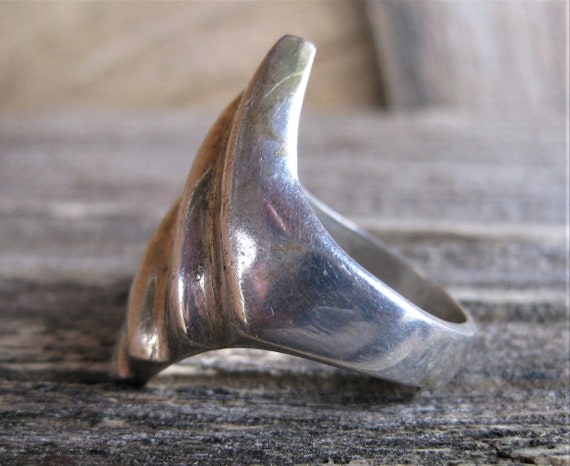 solid STERLING elongated WAVE RING. size 8. Wide,… - image 2