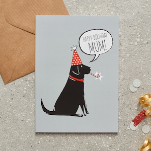 Cartão Mãe Feliz Aniversário de Labrador Preto
