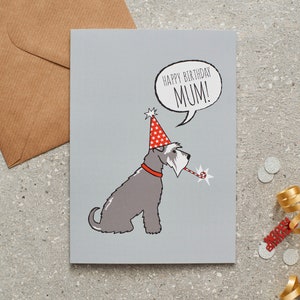 Biglietto di buon compleanno per la mamma dello Schnauzer grigio