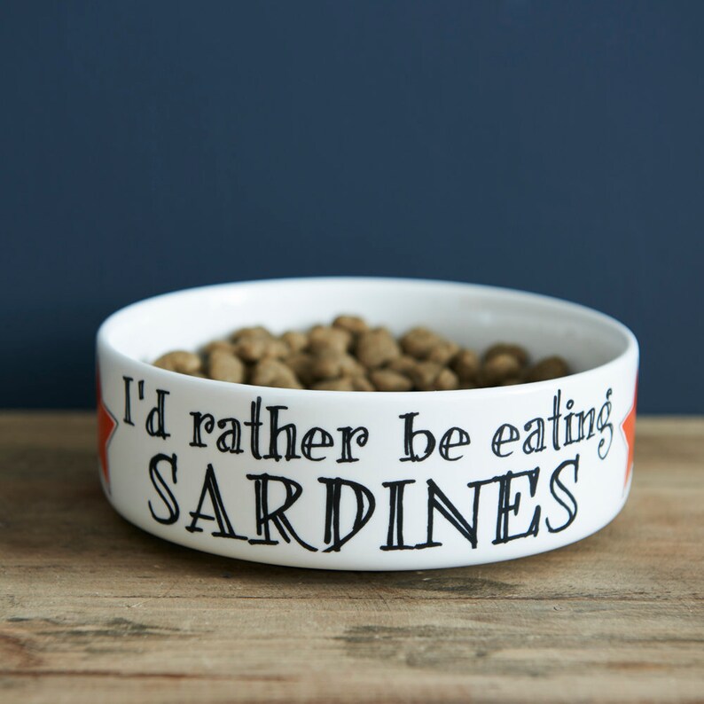 Cat food / water bowl choice of design image 2