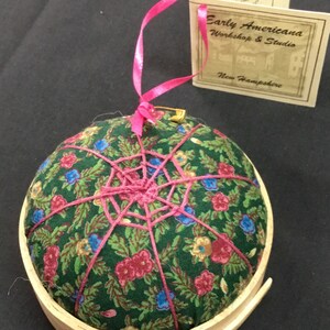 Handcrafted Shaker Tomato Pincushion Birds Eye Maple green, pink handstitched Spiderwork image 2