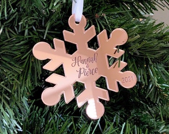 Snowflake Ornament Personalized - Couples Ornament - Custom Name Ornament - New Baby Ornament - Calligraphy Ornament - Family Name Gifts