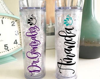 Custom Vet Tech Tumbler with Paw Print Stethoscope Design - Personalized Veterinarian Gift