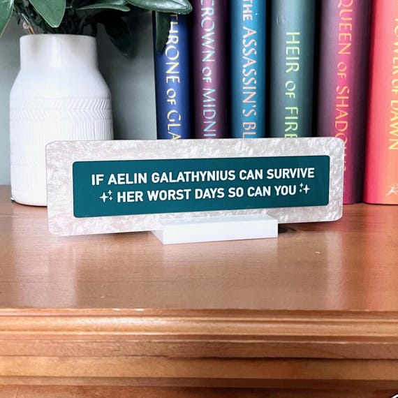 Aelin Galathynius Acrylic Desk Sign - Throne of Glass, Book Lover Gift