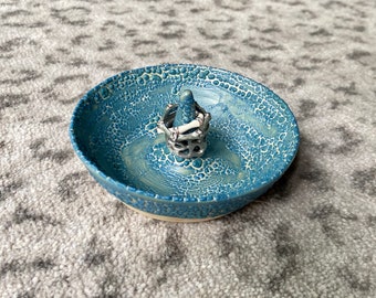 Stormy green blue crackle ring dish