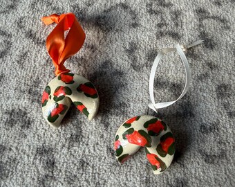 Fortune Cookie Christmas tree ornament green and orange