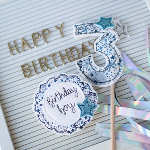 Insigne et carte d'anniversaire. Insigne d'anniversaire pour garçon. Insigne d'anniversaire de fille. C'est mon anniversaire. Insigne en tissu. Insigne de premier anniversaire. Insigne 40e anniversaire