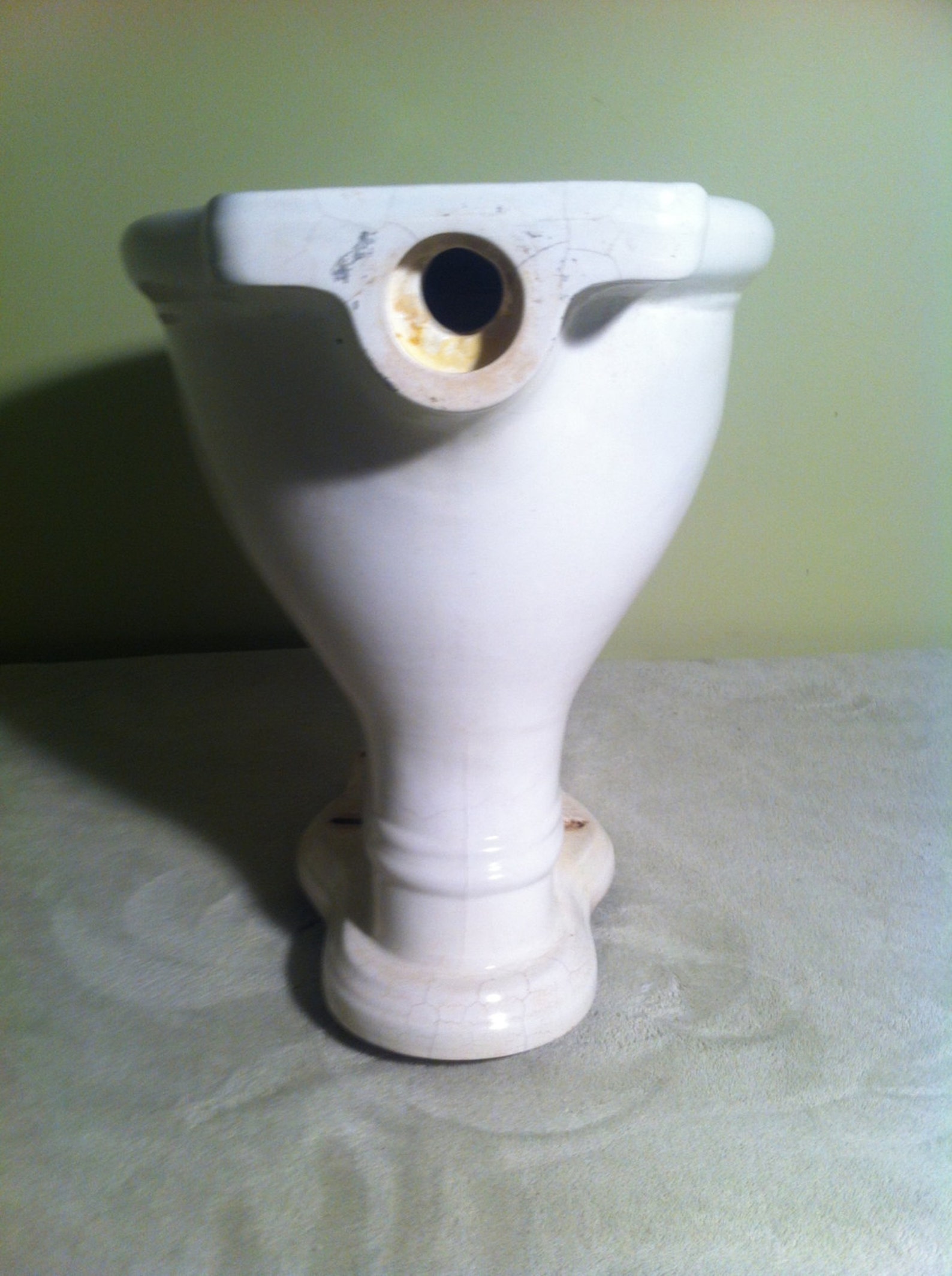 Rare Early Antique J.L. Mott Embossed Rear Water Entry Toilet Bowl 1890