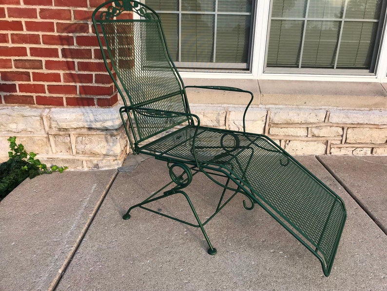 Vintage Woodard Coil Spring Chaise Lounge Chair Rocker Outdoor Furniture