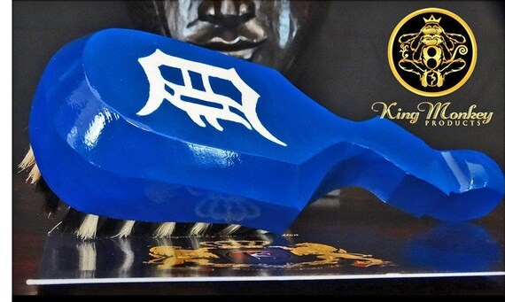 Original King Scorpion 360 Wave Brush 313- Edition | Blue Detroit 10 Row Medium-Soft - Custom Made Blue Curved Wave Brush