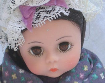 Muñeca Madame Alexander "Marme" de "Mujercitas" - Vintage