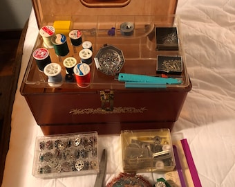 Vintage sewing kit