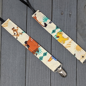 Lion King Pacifier Clip / Universal Binky Holder