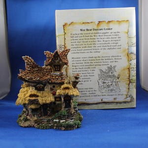 Boyds Bearly Built Villages House, Wee Bear Daycare Center, Complete in Box